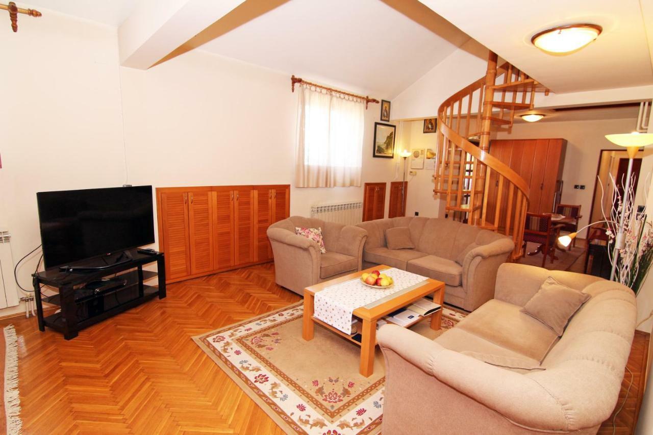 Nobles Apartment 4**** Belgrád Kültér fotó